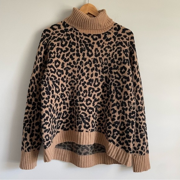 J Crew Turtleneck Sweater in Leopard Supersoft Yarn - Picture 4 of 8